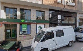 Cajero Automático Unicaja Banco