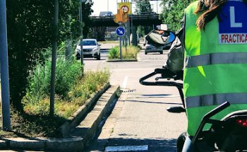 Driving is cool - Driving school