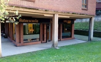Autoescuela Long Road