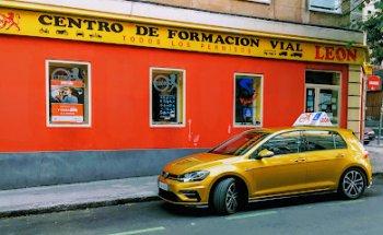 Autoescuela León