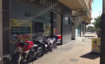 AUTOESCUELA UNIVERSITARIA