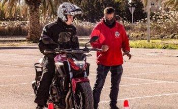 Autoescuela Tres Forques