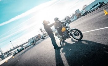 Autoescuela Gala - Pistas Prácticas Motos