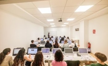 Autoescuela Vía Rápida Iturrama