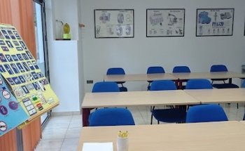 Autoescuela Grupo 98 - Junto a Biblioteca Regional