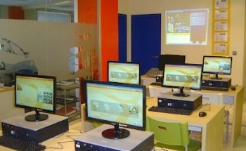 AUTOESCUELA MADEL (Santa Rosa)