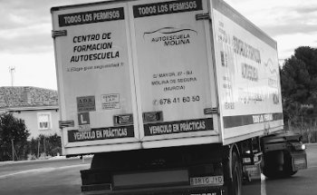 AUTOESCUELA MOLINA