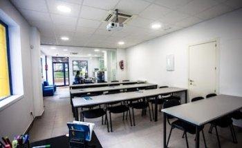 Autoescuela Abril - Barrio del Pilar