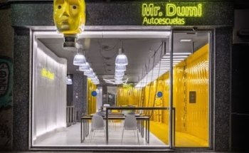 Autoescuela Mr. Dumi
