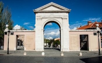 Autoescuela Puerta Madrid