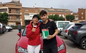 AUTOESCOLA TRES TOMBS