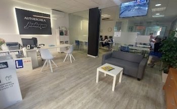 AUTOESCUELA JAIME