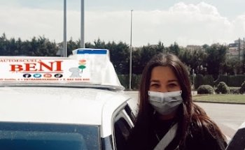 AUTOESCUELA BENI / SEGUROS /CORREDURIA VEAR NORTE/cursos reciclaje conducción