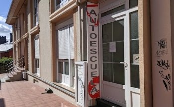 Autoescuela Los Pinares