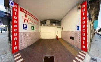 Parking Autoescuela Casablanca