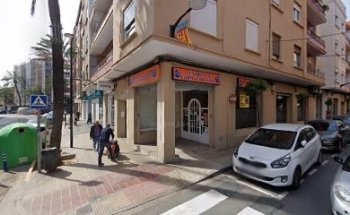 Auto - Escuelas Palomares