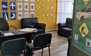 Escuela Técnica de Manejo