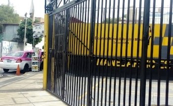 Escuela de Manejo Automotriz Mexicana