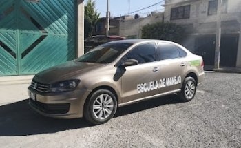 Escuela de manejo MAS+