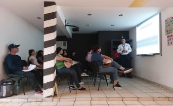 Escuela De Manejo ALTO