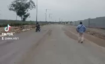 Escuela de manejo manejando