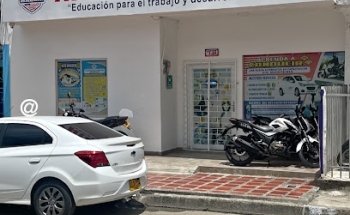 CENTRO DE ENSEÑANZA AUTOMOVILISTICA AMERICAN DRIVER