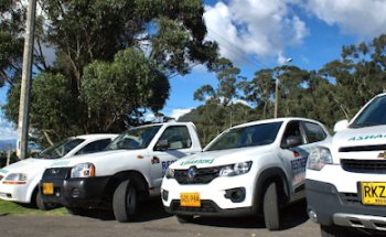 ACADEMIA DE CONDUCCIÓN CLARITZA LARRARTE QUIJANO