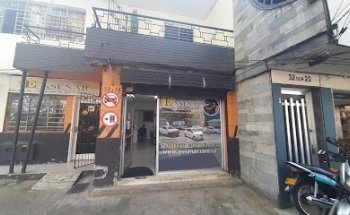 Enseñar escuela de conducción