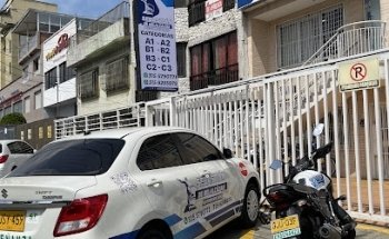 Cea / Driving School Sebastian de Belalcazar