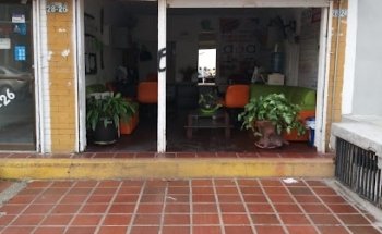 Centro de Enseñanza Automovilistica AAA