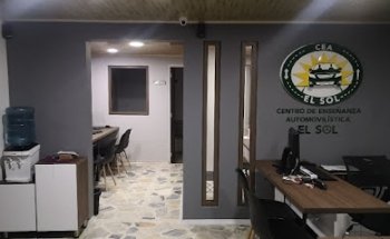 centro de enseñanza automovilistica el SOL