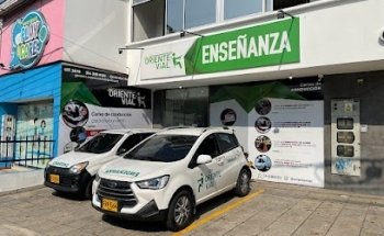 Centro de enseñanza automovilística ORIENTE VIAL