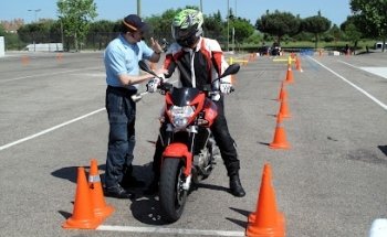 Motofull Aprende a Conducir Moto