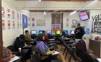 Escuela De Conductores Nueva San Bernardo