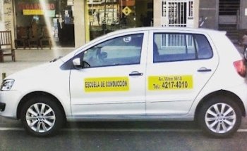 Escuela de Conducción Juan