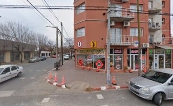 Escuela Uno Conduccion