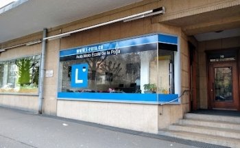 Driving School De La Poya