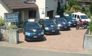 Fahrschule, VKU- und Theorie-Center Kaufmann