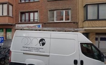 Moderna Driving School