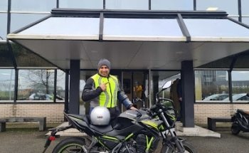 Gegarandeerd Geslaagd - Motorrijschool Zoetermeer