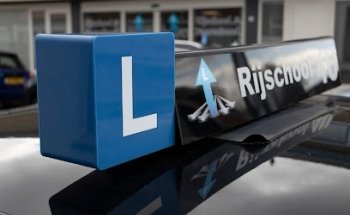 Rijschool 4U - Autorijbewijs, bromfietsrijbewijs, scooterrijbewijs, aanhanger en vaarbewijs