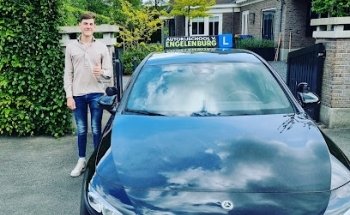 Autorijschool van Engelenburg