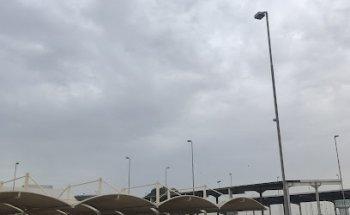 ام مريم مدربة قيادة السيارات