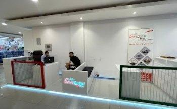 Drive Dubai- Dip 1 Carrefour hypermarket