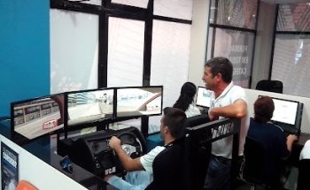 Escola de Condução 5 Quinas