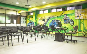 Escola De Condução Madureira