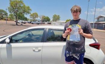 Darwin Fernando Driving School