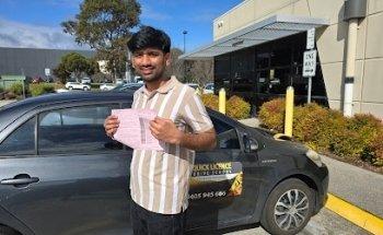 Quick Licence Drive School /Automatic and Manual Driving Lesson / Experienced Driving Instructor / Driving school Melbourne