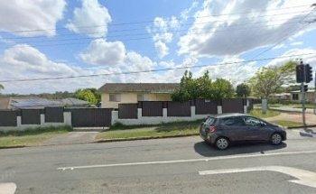 Eliyaas Driving School Logan