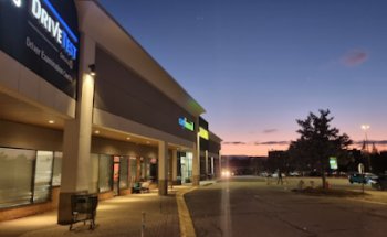 滑铁卢驾校 Waterloo Driving School